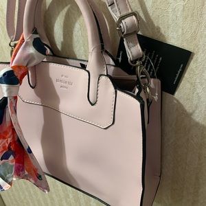RARE 🧚‍♀️- London Fog Vegan satchel !!!